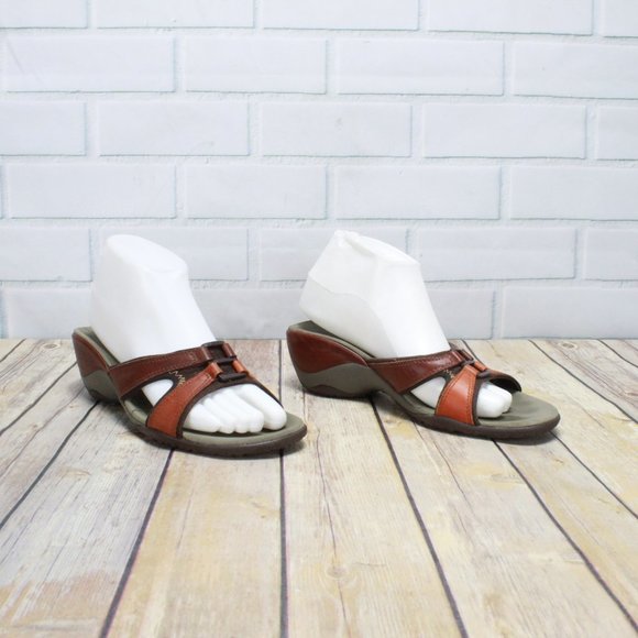 Merrell Dewberry Brown Leather Slip-On Comfort Performance Sandals US 8 - Picture 3 of 8